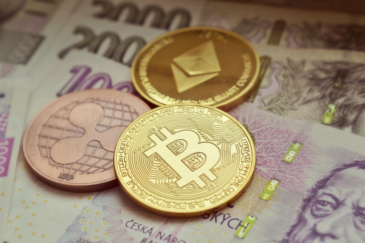 黄金再飙新高！数据：比特币通常在100~150天内跟进拉涨